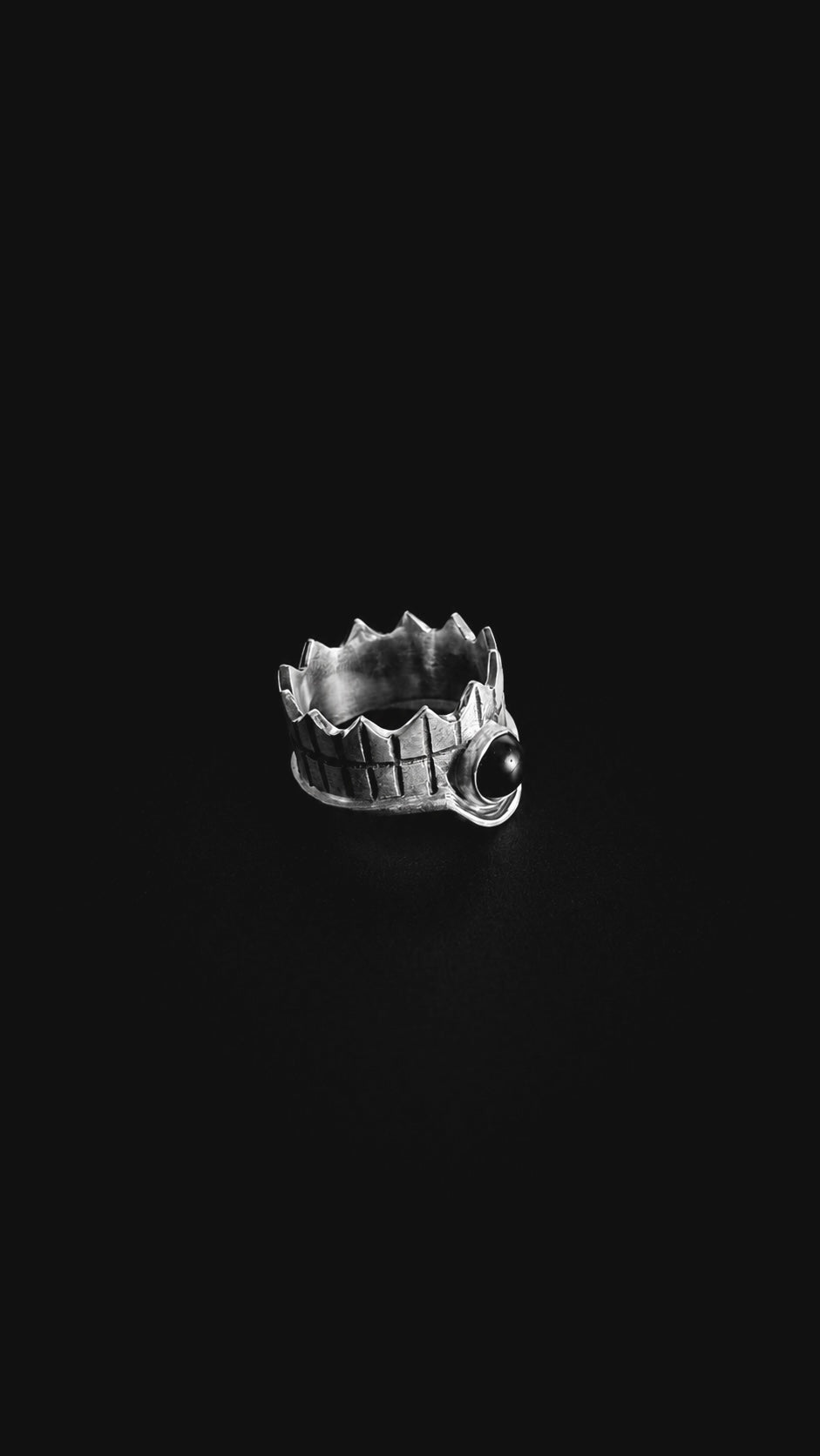 Crown ring