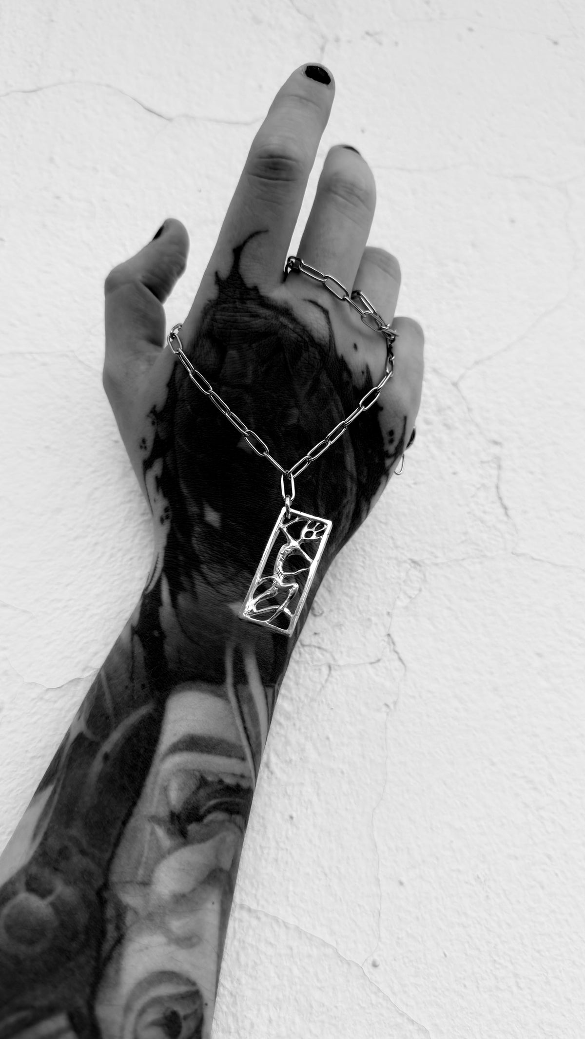 FRAMED DEMON | Pendant / Single earring