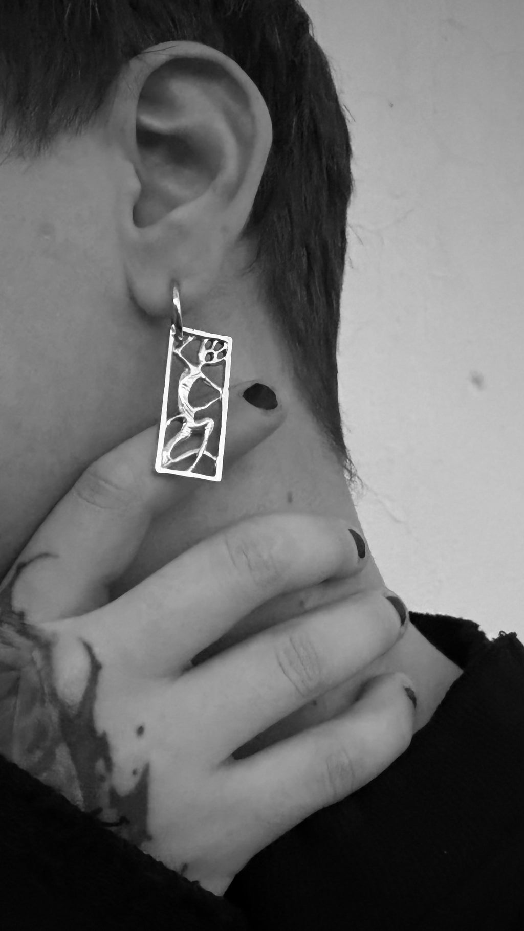 FRAMED DEMON | Pendant / Single earring