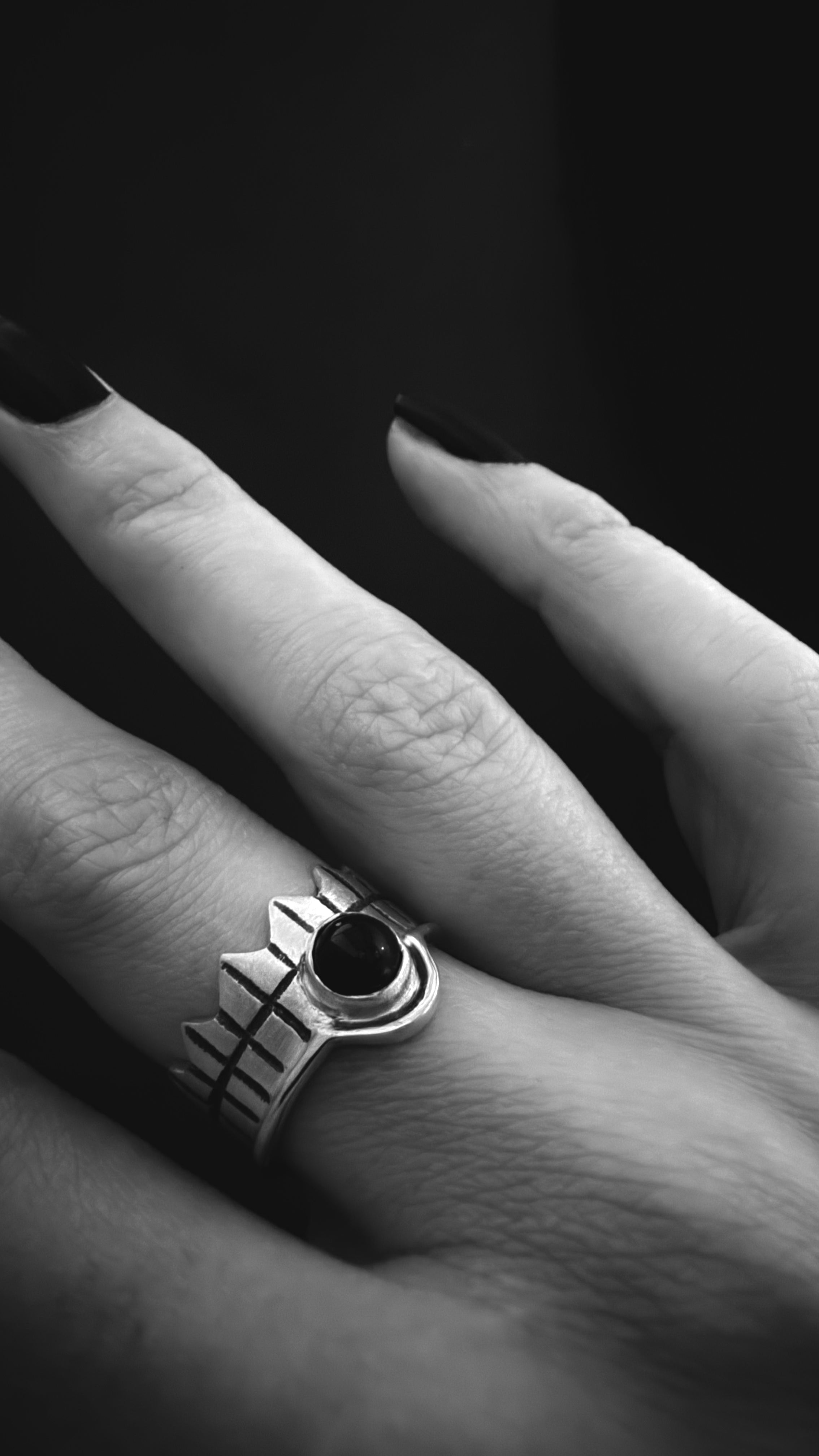 Crown ring