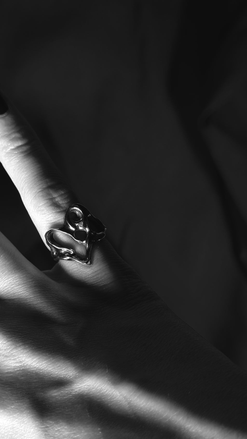 It Hurts ring